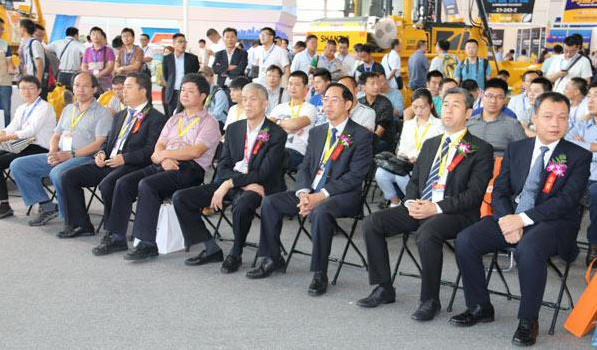 山推、混凝土、混凝土機(jī)械、混凝土機(jī)械應(yīng)用技術(shù)